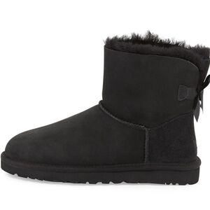 Ugg Australia Women Ankle Mini Bailey Bow Leather Sheepskin Boots shoes sz 7